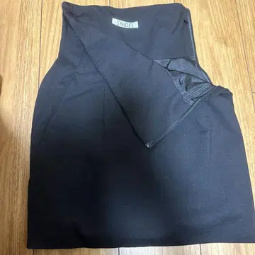 [ 미사용품 ] SNIDEL 블랙 하이웨스트 스카쇼팬