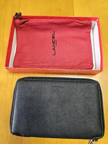 Lancel 가죽 시스템 수첩형 지갑 블랙