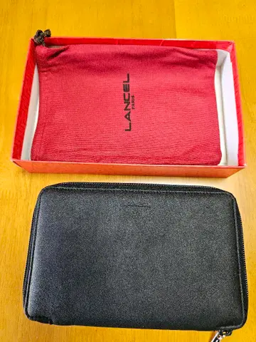 Lancel 가죽 시스템 수첩형 지갑 미사용품