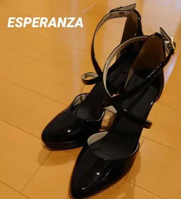 ESPERANZA 블랙 스트랩 하이힐