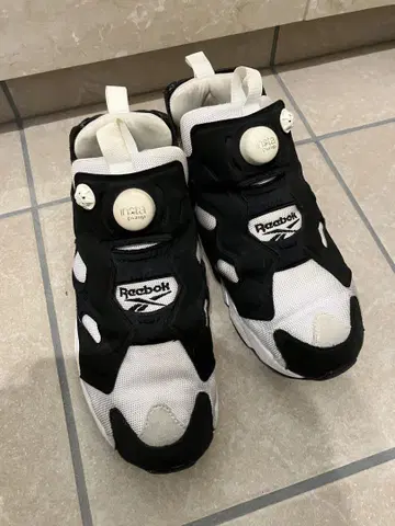 Reebok Instapump Fury 25.5