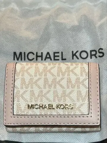 새상품 MICHEAL KORS 마이클코어스 3단 폴더형 지갑 화이트 핑크