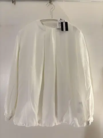 택 포함 새상품 SUIT SQUARE 9부 소매 블라우스 화이트
