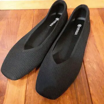 VIVAIA 스퀘어토 플랫슈즈 펌프스 26cm