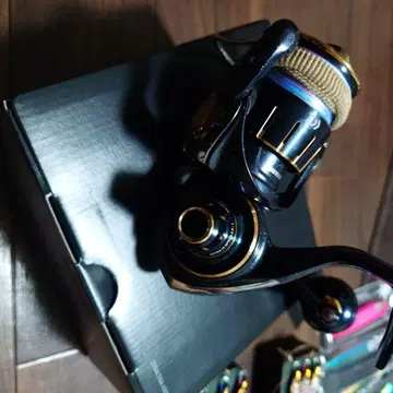 DAIWA 다이와 23 SALTIGA 4000-XH 스피닝 릴