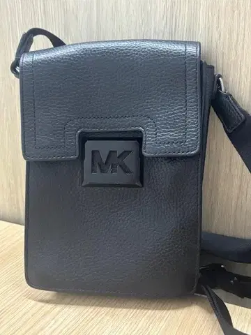 MICHAEL KORS 마이클코어스 숄더백 미니 MK 로고