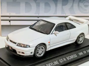 인기 레어 SKYLINE GT-R BCNR33 3450pcs WHITE