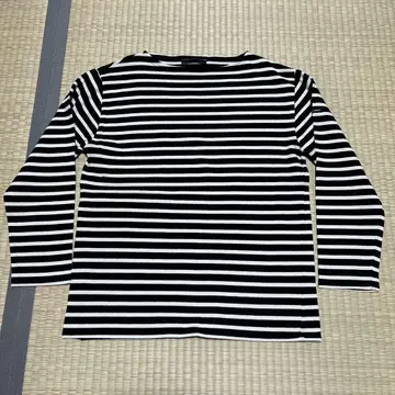 새상품급 SAINT JAMES 블랙 x 화이트 보더 티셔츠 sizeM
