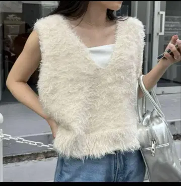 CIAOPANICTYPY 믹스 페더 얀 크롭 기장 베스트