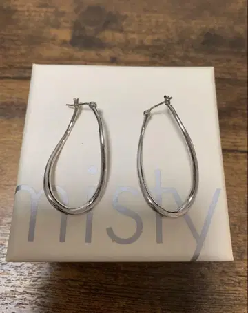 misty 실버 귀걸이