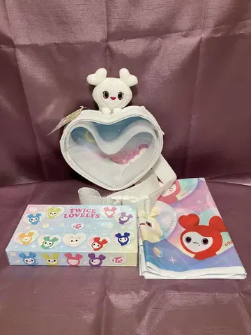 TWICE LOVELYS 삐걱큥 바디 백 다현