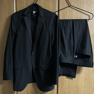 NEUTRALWORKS. 셋업 블랙 캐주얼 수트 M