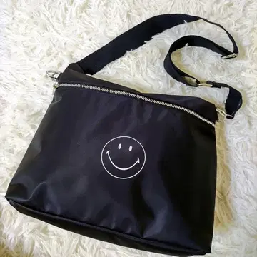컨디션 최상 [ GOOD GRIEF!/굿 그리프 ] SMILE 파우치