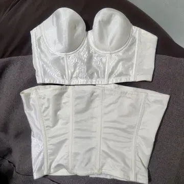Wacoal 브라이덜 D70 코르셋 이너