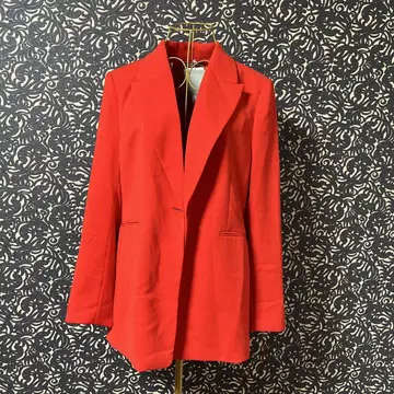 H&M 레드 테일러드 자켓 사이즈 42