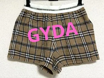 GYDA 체크 무늬 숏팬츠 브라운