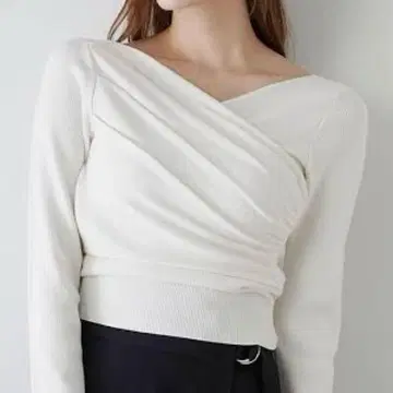 [새상품급] SNIDEL 스나이델 카슈쿨 니트 풀오버 IVR