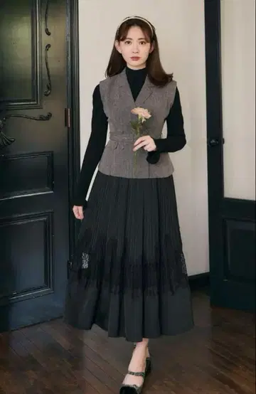 Meurice Pleated Lace Dress herlipto