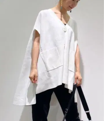 ADORE 드라이 스트레치 가디건 어도어 상의 니트