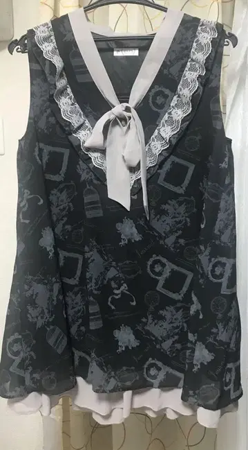 axes femme 슬리브리스 튜닉 블랙과 그레이
