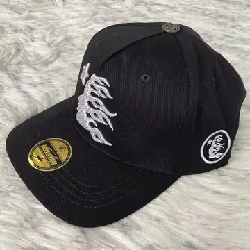 Hellstar Studios fitted hat b