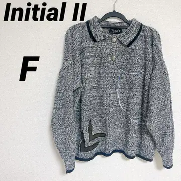 Initial II 니트 피케 셔츠 프리 사이즈 그레이 계열 엠블럼 버튼