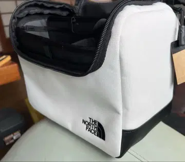 THE NORTH FACE 바디백 소형 화이트