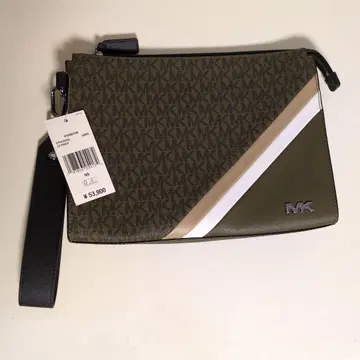 MICHAEL KORS 클러치백 카멜