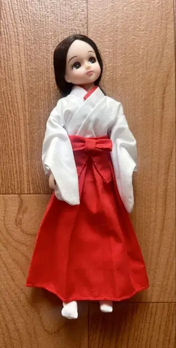 산노 히에 신사 한정판 리카짱 무녀