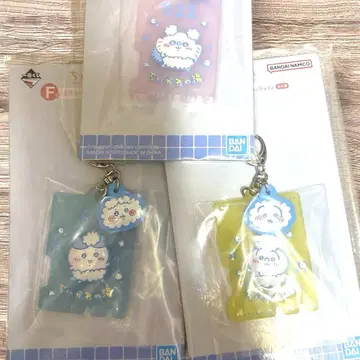 치이카와 제일복권 F상 러버 참 컬렉션 하치와레 토끼 모몽가