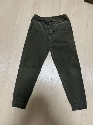 FREAK'S STORE 다크 그린 조거 팬츠
