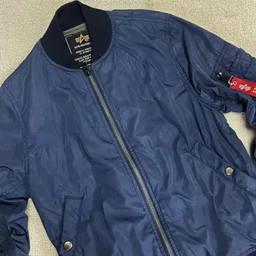Alpha Industries MA-1 플라이트 자켓 네이비 카모플라쥬