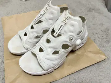 Reebok 화이트 스포츠 샌들