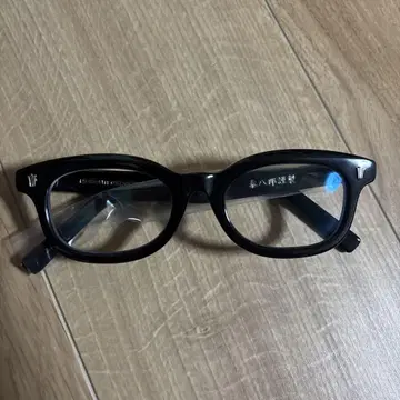 유니폼 익스페리먼트 x 타이하치로 긴세이 GLASSES