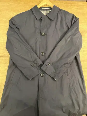 Aquascutum 리버서블 스텐카라 코트