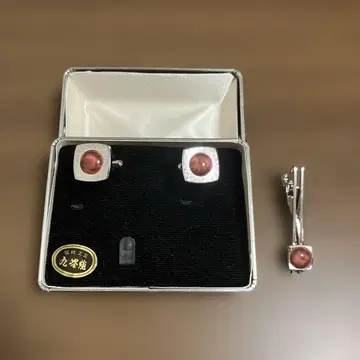 실버제 커프스 단추와 넥타이핀 세트
