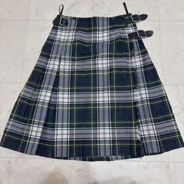 새상품급 오닐 오브 더블린 랩 스커트 그린 체크