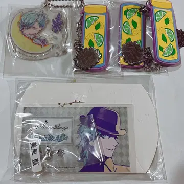 우타프리 카르나이 미카제 아이 아르테미스 킹스 귀걸이