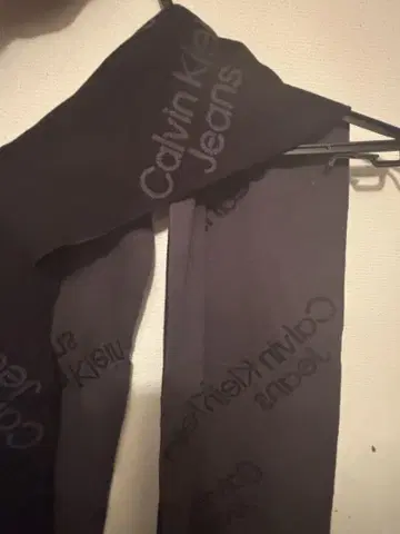 Calvin Klein Jeans 로고 머플러 블랙
