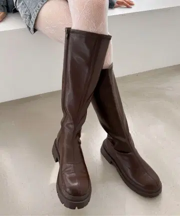 Heather 브라운 가죽 통굽 롱 부츠
