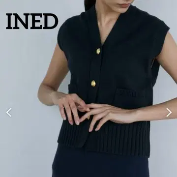 새상품급 INED 이네드 베스트 베스트 골드 버튼 세탁 OK