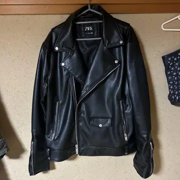 ZARA 블랙 라이더 자켓