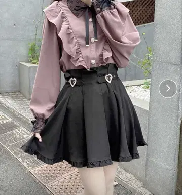 ROJITA 하트 비쥬 버클 플레어 스커트