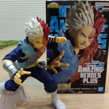 Amazing Heroes Plus 토도로키 쇼토 피규어