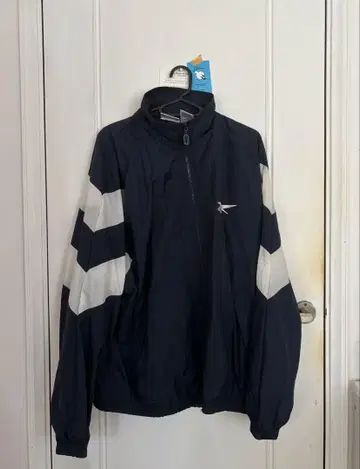 Reebok 나일론 자켓