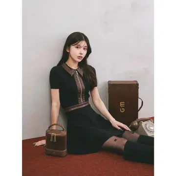 Darich 다리치 로고 가죽 니트 미니 원피스 블랙