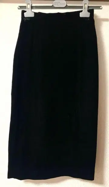 12월까지 판매 [타이트 스커트] 여성용/코듀로이/벨벳/블랙