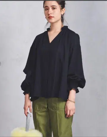 유나이티드 애로우즈 UNITEDARROWS UWSC 볼륨 슬리브 블라우스