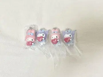 산리오 캐릭터즈 간호사 스윙 마스코트 4개 세트