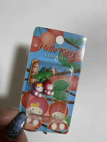 헬로키티 야마가타 한정판 체리